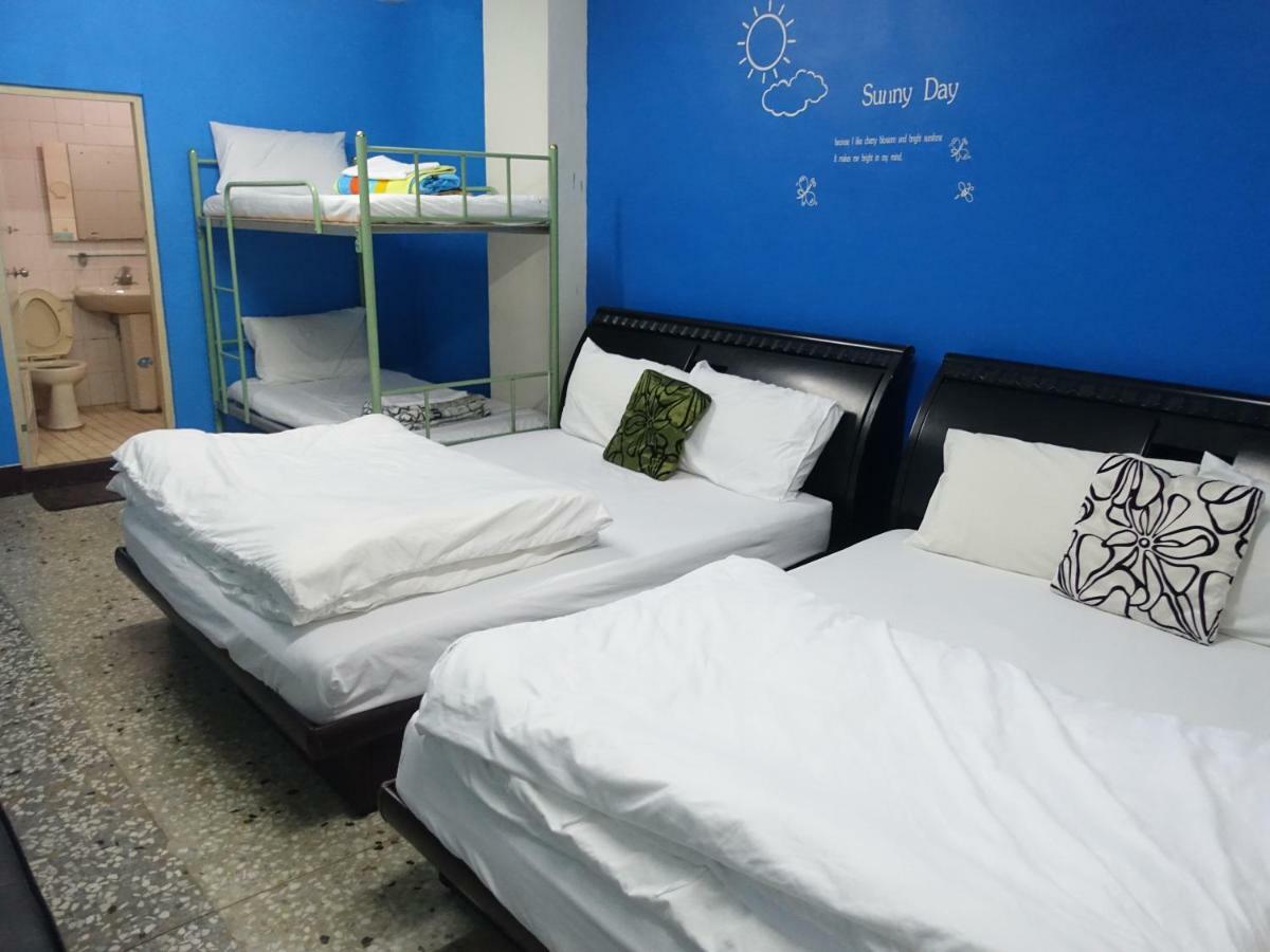 Kite Hostel Chiayi City Exteriör bild